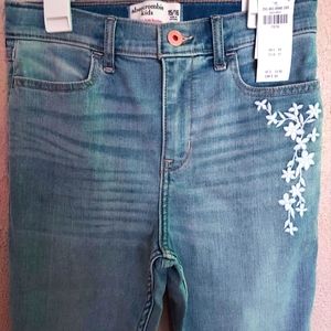 Abercrombie kids jean jeggings with flowera